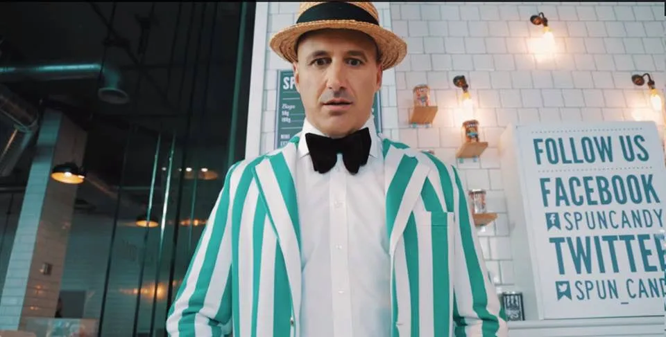 1920s Boater Man (Green & White) (HIRE ONLY)