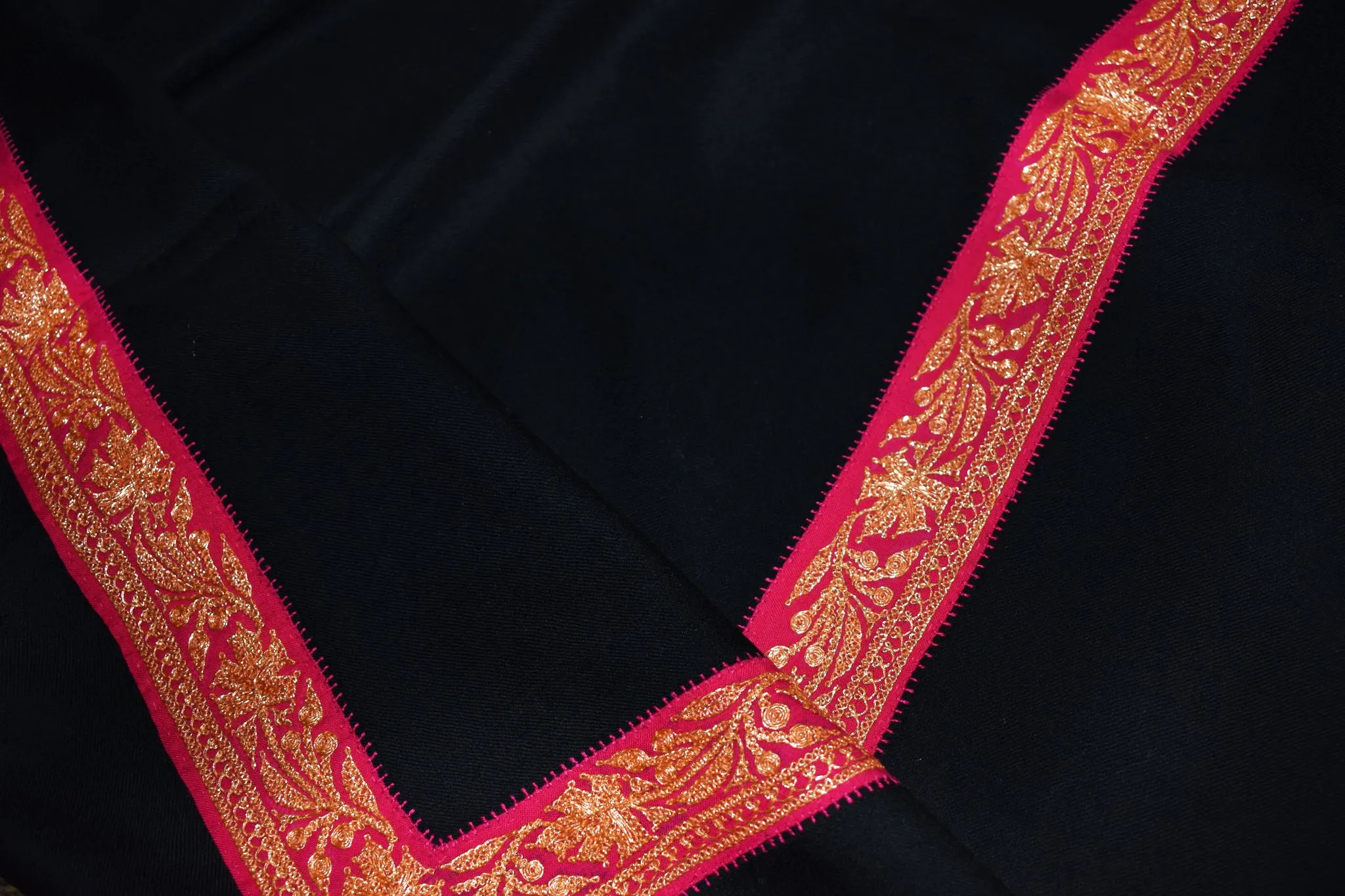 kashmiri pashmina tilla work shawl black 40x80 inch
